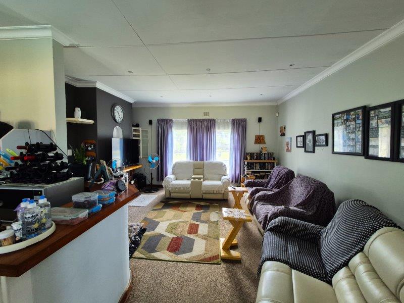 3 Bedroom Property for Sale in Cambridge Eastern Cape